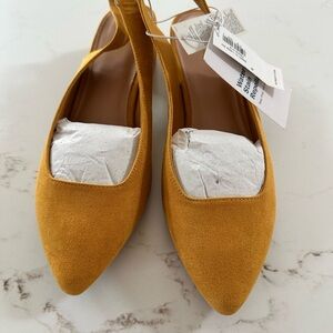 Old Navy yellow sling backs new 9